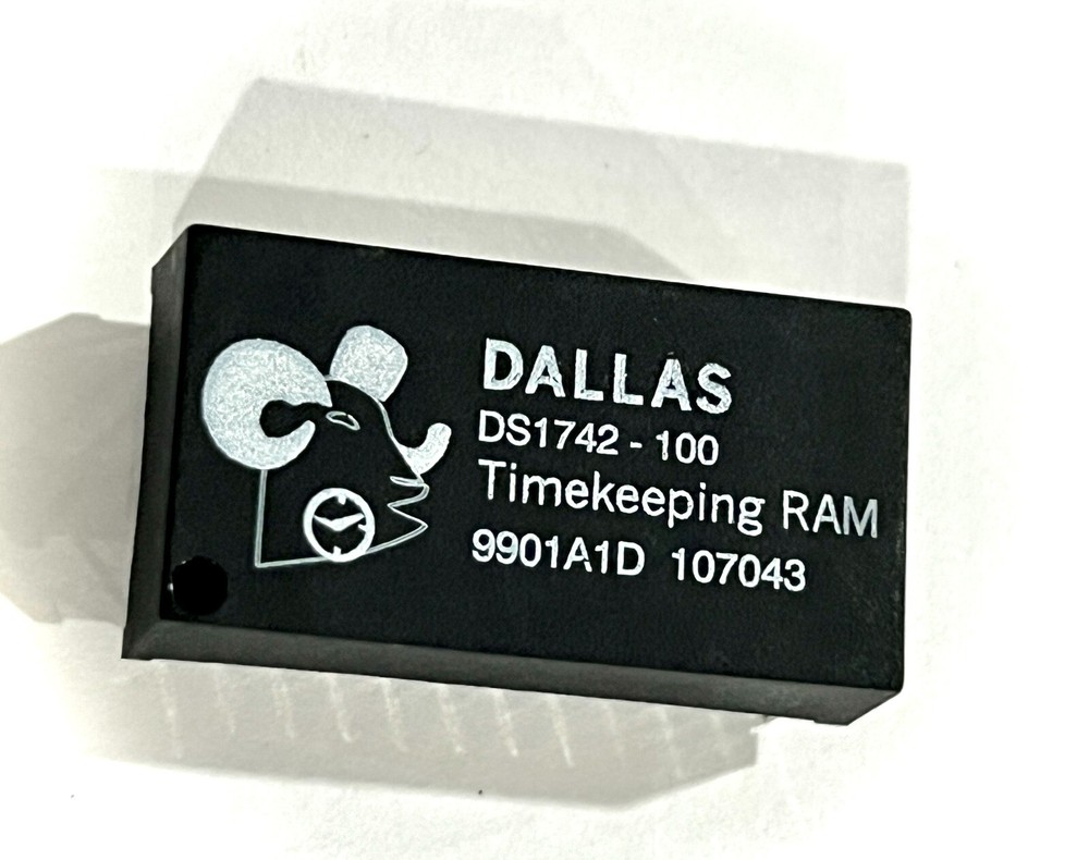 DS1742-100 IC, Real Time Clock, Parallel, NV RAM, 2KB, 24-Pin, EDIP, Tube,