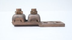 Burndy QQA40-2N Two Hole Mounting Heavy Duty Copper Lug Connector