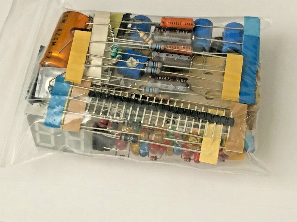 MIXED ELECTRONIC PARTS BAG DISPLAYs CAPACITORS RESISTORS TRANSISTORS POTS LEDS