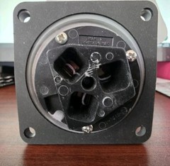 NEW OPEN BOX Killark VR1033-S39 100A 3P3W Reverse Service Receptacle