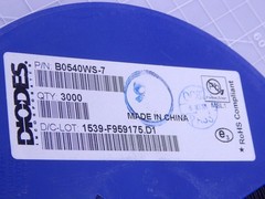 LOT OF 3000 DIODES B0540WS-7 SCHOTTKY DIODES & RECTIFIERS 0.5 A 40 V T120627