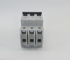 C3 Controls 1100-CB3C2U30 Mini 30A Circuit Breaker 3P 277V MCB Type C – NEW S…