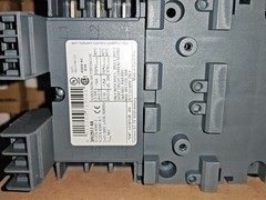 1PCS NEW 3RV2917-4A 3-Phase Busbar SIEMENS