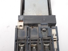 Schneider Electric Telemecanique LC1 D80 LP1-D8011 Contactor 60HP 125A 480/60…