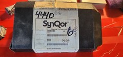(11) Synqor IQ18050SMV10NRS-G DC to DC Converter 9V TO 36V In 12V 10A out
