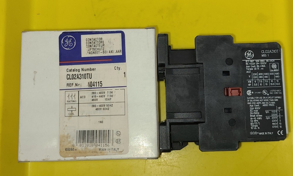 GE CL02A310TU Contactor, 3 Pole,18A,380-400VAC@50Hz/480VAC@60Hz Coil, (104115)