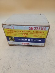 Sealed Square D SN225KA Groundable Neutral Assembly. 225 Amp.