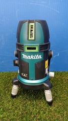 Makita SK312GD Laser Marker 10.8V Green Laser Precision ±1mm/10m Dustproof