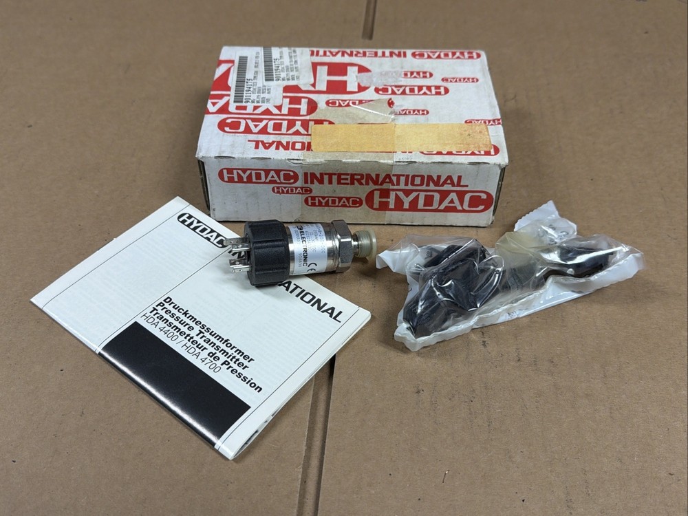 NEW HYDAC HDA 4445-B-250-000 Pressure Sensor Transmitter WARRANTY FAST SHIPPING
