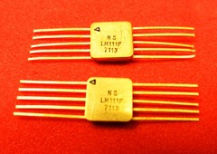 National LM111F Voltage Comparator ICs (10 lead flat packs ) Quantity 2