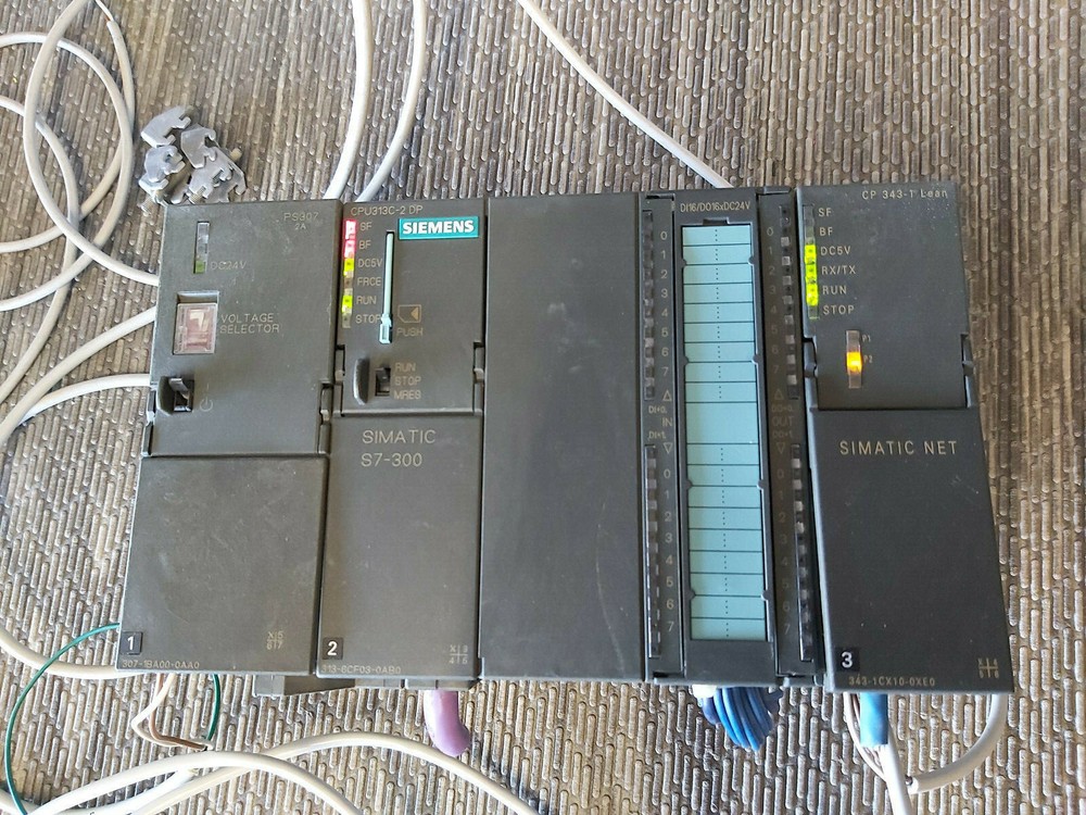 6ES7 307-1BA00-0AA0 6ES7 313-6CF03-0AB0 6GK7 343-1CX10-0XE0 SIEMENS PLC