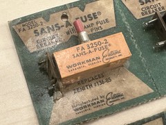 Sans-A-Fuse FA 3250-2 Circuit Breakers NOS! 6 pieces – Replaces Zenith 136-85