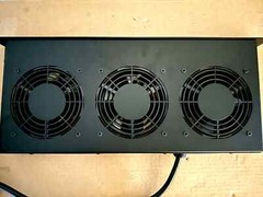 Hammond FT300HA1BK Cooling Fan Tray, W+Red LED Switch 115VAC, 3A, 60Hz – New!
