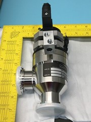 AMAT 3870-01450 Valve Right Angle With Magnet SW NW40, MDC KAV-150-P-02, 128419
