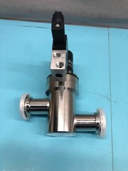 AMAT 3870-02571 Valve Pneu Inline NW40/NW40 24VDC Air Co, MDC KIV-100-P, 159729