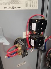 GE NEMA 1 Size 1 Breaker Style Combo Motor Starter 3P 480V HOA – Next Day Option