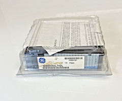 GE Fanuc Series 90-30 IC693MDL742L 12/24VDC 16-Point Output Module POS Logic