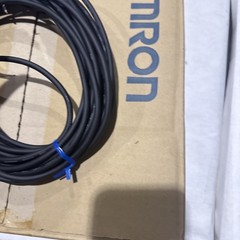 NEW* Omron ZX-XC9A Connecting Cable ZX Series SMART SENSOR 29.5FT(9M) Extension