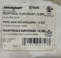 Arrow Hart 5744N, 30A,125V/250V, 14-30R RECEPTALCE FLUSH MOUNT ⭐
