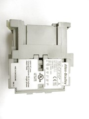 ALLEN BRADLEY 700-CF310D SER. A 110/120V 20A NSNP