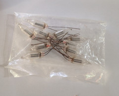 Box of Chicago Miniature Lamp Works Vintage NE-2 NE2 – 8 Bulbs