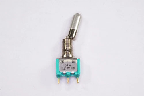 A123K12KZG-M8 Electroswitch Toggle Switch Locking Lever ON ON 6A 125VAC 28VDC