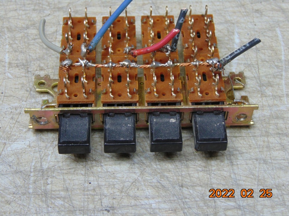 SWITCHCRAFT 65041K212 4-WAY SWITCH – FREE SHIPPING