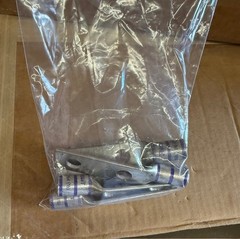 LCD4/0-12 – Panduit Standard Barrel Lug w/ Window 2-Hole Purple, 4AWG (Lot of 6)