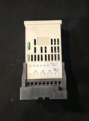 Fuji PAS3K1Y1 Digital Thermostat – Free Shipping