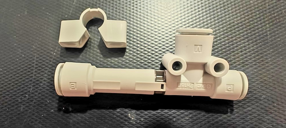 SMC Vacuum Ejector- Body Ported. Model ZH15DSA-08-10-10. New. Free shipping