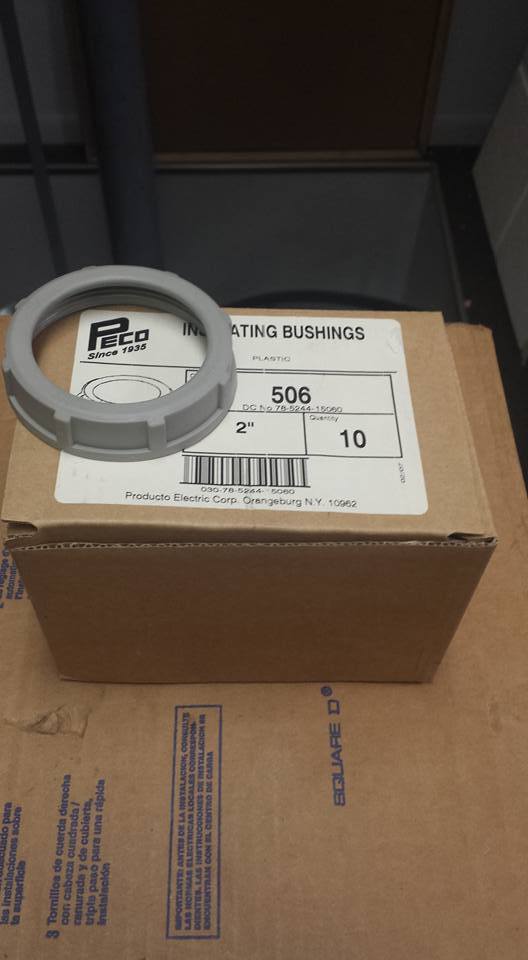 BOX OF 10 PECO 506 2″ PLASTIC INSULATING BUSHINGS W449