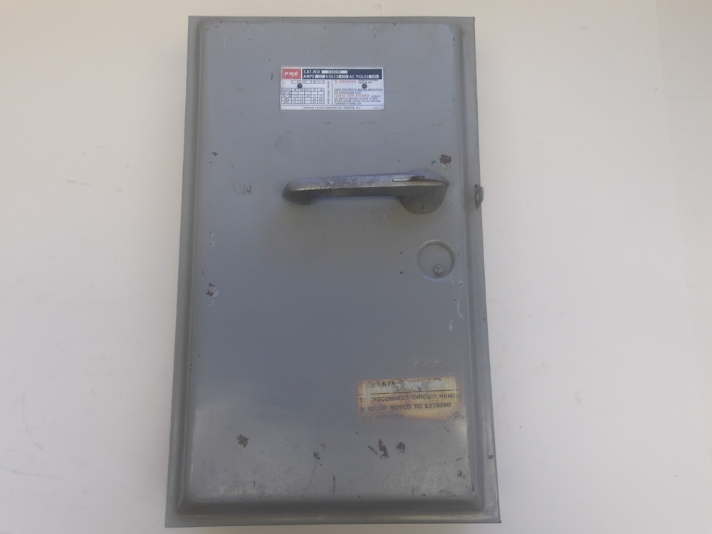 FPE P/N: 1136SNR 100AMPS 600 VOLTS 4SN AC POLES DISCONNECT SWITCH