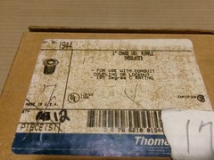 New Box of 12 Thomas & Betts 1944 1″ Chase Nipple Insulated AK