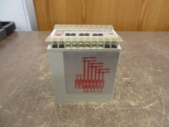 Multitek Voltage Transducer M100-VLS Input: 0-600VAC Output: 4-20mA Used