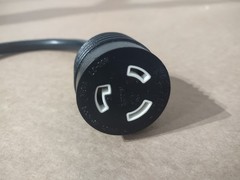 Chau’s SP-520R NEMA L5-20R (E470181) 12 AWG(3.31mm2) [VW-1] 105°C 300v FT2