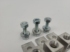 Lot of 3 – KA25U Burndy Mechanical Lug w/ Hardware – Next Day Option – New