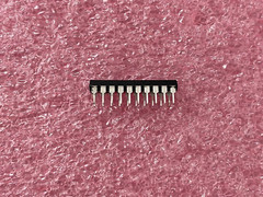 PALCE16V8-15PC/4 CMOS UNIVERSAL PROG ARRAY 20-PIN DIP 15ns ERASABLE (2 PER LOT)
