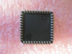 Z85C3008VSC IC SERIAL CONTROLLER COUNTER / TIMER 44-PIN PLCC (LOT OF 2)