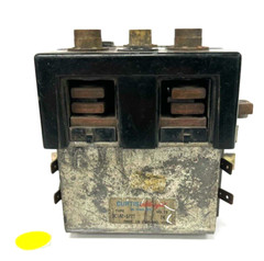 ALBRIGHT DC182-572T CONTACTOR 24 VOLTS HEIGHT 3-7/8 LENGHT 3-1/4″ WIDTH 2-1/2″