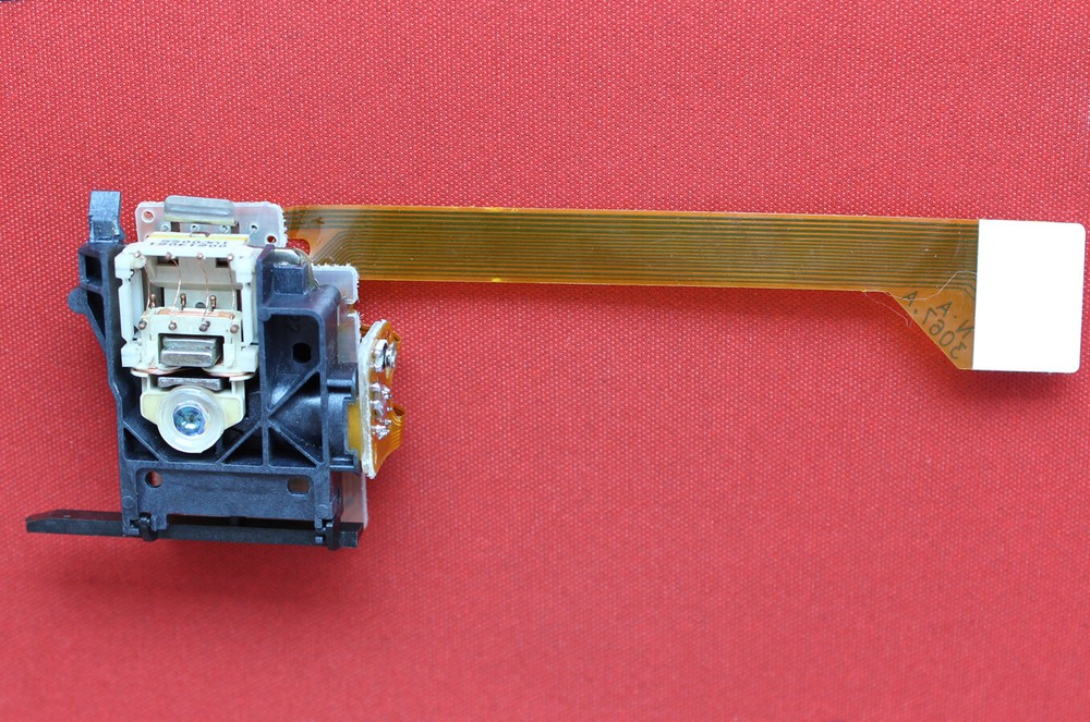 1pcs VAM1204 CDM12.4 VAM1205 CDM12.4/05 Laser Lens Optical Pick Up