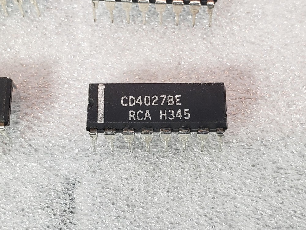 10pcs CD4027BE CD4027 Integrated Circuit IC DIP-16