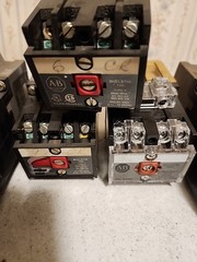LOT OF 8 ALLEN BRADLEY 700-P400A1 /B RELAY 10A 600VAC 700-P200A1 Bulletin 700P