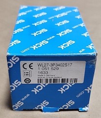 *NEW* Sick WL27-3P3402S17 Reflex Array Sensor 10-30Vdc 1051529 + WARRANTY! 🇺🇸