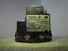 CORCOM AC POWER ENTRY MODULE W/ ON/OFF ROCKER PN# PE0SSDSXB