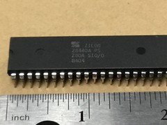 (1 PC) ZILOG Z8440A PS Z80 SI0/0 40PIN MICROCHIP
