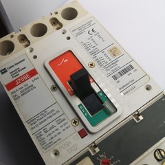 Eaton Cutler-Hammer JGE3250NN Circuit Breaker