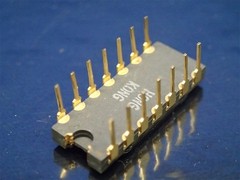 1 LOT ( 2 PCS) DG151AP INTEGRATED CIRCUIT NEW OLD STOCK NOS UNUSED