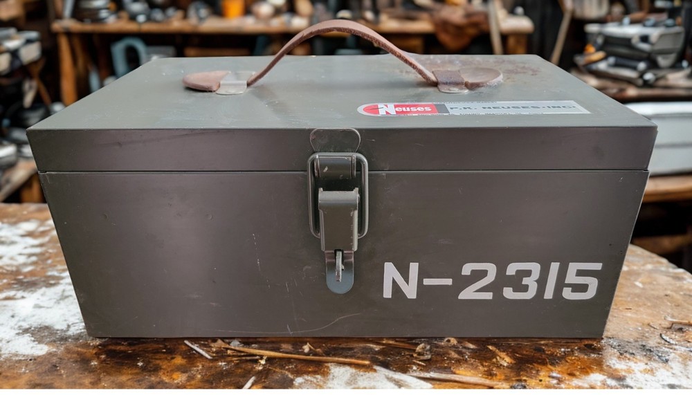 Vintage P.K. Neuses N-2315 Electricians Stamping Kit With Original Metal Case