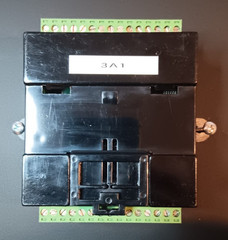 Unitronics M90-R1 PLC and HMI, 10 Digital IN 24VDC ,6 Relay OUT, 1 Analog INPUT