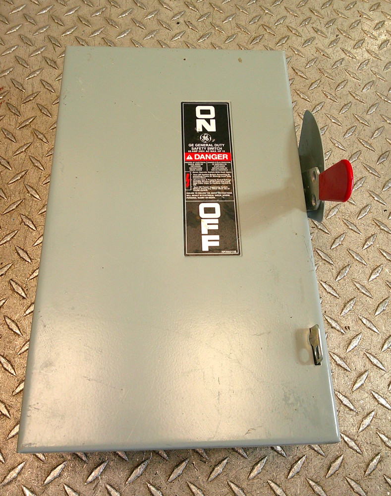 GENERAL ELECTRIC TG4322 MODEL 9 General Duty Safety Switch, 60A